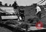 Immagine di Cavallo e legante United States USA, 1919, secondo 23 filmato di repertorio 65675048700