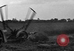 Immagine di Il trattore tracciata reaper United States USA, 1919, secondo 8 filmato di repertorio 65675048701