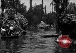 Standbild dekoriert Kanus Xochimilco Mexiko, 1931, aus Sekunde 21 historischem Filmmaterial Videoclip 65675048709
