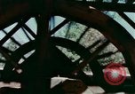 Immagine di Sutter's Mill dimostrazione di replica mulino sega California United States USA, 1975, secondo 9 filmato di repertorio 65675048720