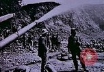 Immagine di Ricerca di pepite d'oro United States USA, 1975, secondo 20 filmato di repertorio 65675048721