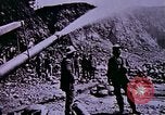 Immagine di Ricerca di pepite d'oro United States USA, 1975, secondo 22 filmato di repertorio 65675048721