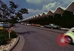 Standbild Holiday Inn Motel United States USA, 1975, aus Sekunde 23 historischem Filmmaterial Videoclip 65675048725