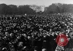 Standbild USA Flaggen United States USA, 1917, aus Sekunde 16 historischem Filmmaterial Videoclip 65675048736