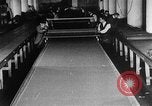 Standbild United States Army uniform factory United States USA, 1917, aus Sekunde 6 historischem Filmmaterial Videoclip 65675048738