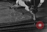 Standbild United States Army uniform factory United States USA, 1917, aus Sekunde 38 historischem Filmmaterial Videoclip 65675048738
