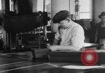Standbild United States Army uniform factory United States USA, 1917, aus Sekunde 48 historischem Filmmaterial Videoclip 65675048738