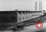 Standbild factory United States USA, 1917, aus Sekunde 5 historischem Filmmaterial Videoclip 65675048743