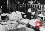 Standbild post Wäscheservice United States USA, 1917, aus Sekunde 16 historischem Filmmaterial Videoclip 65675048744
