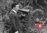 Standbild Hollywood Stars Hilfe verkaufen Liberty Bonds Los Angeles California USA, 1918, aus Sekunde 30 historischem Filmmaterial Videoclip 65675048754