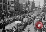 Standbild Liberty Darlehen Parade im Zentrum der Stadt Richmond Virginia USA, 1918, aus Sekunde 11 historischem Filmmaterial Videoclip 65675048759