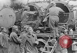 Standbild USA Soldaten europäische Theater, 1918, aus Sekunde 15 historischem Filmmaterial Videoclip 65675048776