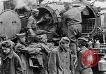Standbild USA Soldaten europäische Theater, 1918, aus Sekunde 23 historischem Filmmaterial Videoclip 65675048776