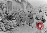 Standbild USA Soldaten europäische Theater, 1918, aus Sekunde 42 historischem Filmmaterial Videoclip 65675048776