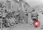 Standbild USA Soldaten europäische Theater, 1918, aus Sekunde 44 historischem Filmmaterial Videoclip 65675048776