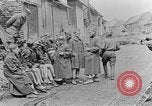 Standbild USA Soldaten europäische Theater, 1918, aus Sekunde 47 historischem Filmmaterial Videoclip 65675048776