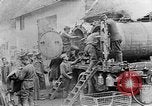 Standbild USA Soldaten europäische Theater, 1918, aus Sekunde 59 historischem Filmmaterial Videoclip 65675048776