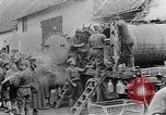 Standbild USA Soldaten europäische Theater, 1918, aus Sekunde 62 historischem Filmmaterial Videoclip 65675048776