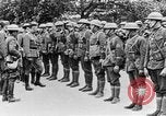 Standbild USA Infanteristen europäische Theater, 1918, aus Sekunde 13 historischem Filmmaterial Videoclip 65675048777