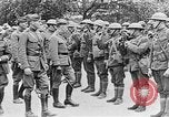 Standbild USA Infanteristen europäische Theater, 1918, aus Sekunde 23 historischem Filmmaterial Videoclip 65675048777