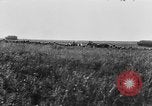 Standbild Uns 1 Soldaten in der Schlacht von Cantigny Cantigny Frankreich, 1918, aus Sekunde 4 historischem Filmmaterial Videoclip 65675048778