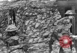 Standbild Uns 1 Soldaten in der Schlacht von Cantigny Cantigny Frankreich, 1918, aus Sekunde 54 historischem Filmmaterial Videoclip 65675048778
