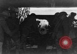 Standbild Uns 1 Soldaten in der Schlacht von Cantigny Cantigny Frankreich, 1918, aus Sekunde 60 historischem Filmmaterial Videoclip 65675048778