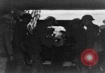 Standbild Uns 1 Soldaten in der Schlacht von Cantigny Cantigny Frankreich, 1918, aus Sekunde 61 historischem Filmmaterial Videoclip 65675048778