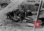 Image États-Unis des unités d'artillerie à des forces allemandes Cantigny France, 1918, de la seconde 10 séquences d'archives historiques vidéo 65675048779