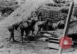 Image États-Unis des unités d'artillerie à des forces allemandes Cantigny France, 1918, de la seconde 16 séquences d'archives historiques vidéo 65675048779