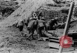 Image États-Unis des unités d'artillerie à des forces allemandes Cantigny France, 1918, de la seconde 20 séquences d'archives historiques vidéo 65675048779