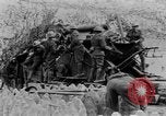 Image États-Unis des unités d'artillerie à des forces allemandes Cantigny France, 1918, de la seconde 30 séquences d'archives historiques vidéo 65675048779