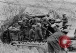 Image États-Unis des unités d'artillerie à des forces allemandes Cantigny France, 1918, de la seconde 39 séquences d'archives historiques vidéo 65675048779