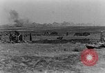 Image États-Unis des unités d'artillerie à des forces allemandes Cantigny France, 1918, de la seconde 58 séquences d'archives historiques vidéo 65675048779