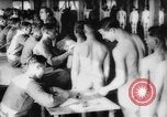 Image Première Guerre Mondiale Examen de recrutement de l'Armée américaine United States USA, 1917, de la seconde 27 séquences d'archives historiques vidéo 65675048794