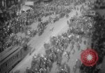 Standbild Detroit Liberty Bond Parade während Ersten Weltkrieg Detroit Michigan USA, 1917, aus Sekunde 17 historischem Filmmaterial Videoclip 65675048801