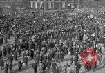 Standbild Detroit Liberty Bond Parade während Ersten Weltkrieg Detroit Michigan USA, 1917, aus Sekunde 31 historischem Filmmaterial Videoclip 65675048801