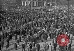 Standbild Detroit Liberty Bond Parade während Ersten Weltkrieg Detroit Michigan USA, 1917, aus Sekunde 32 historischem Filmmaterial Videoclip 65675048801