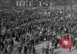 Standbild Detroit Liberty Bond Parade während Ersten Weltkrieg Detroit Michigan USA, 1917, aus Sekunde 35 historischem Filmmaterial Videoclip 65675048801