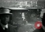 Immagine di RMS Lusitania uscire sul suo fatidico viaggio New York United States USA, 1915, secondo 10 filmato di repertorio 65675048816