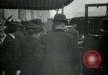 Immagine di RMS Lusitania uscire sul suo fatidico viaggio New York United States USA, 1915, secondo 23 filmato di repertorio 65675048816