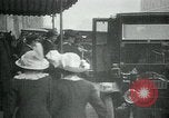 Immagine di RMS Lusitania uscire sul suo fatidico viaggio New York United States USA, 1915, secondo 52 filmato di repertorio 65675048816