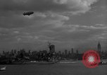 Standbild USS Midway New York City USA, 1945, aus Sekunde 17 historischem Filmmaterial Videoclip 65675048874