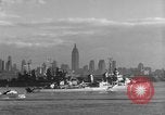 Standbild USS Midway New York City USA, 1945, aus Sekunde 57 historischem Filmmaterial Videoclip 65675048874