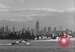 Standbild USS Midway New York City USA, 1945, aus Sekunde 62 historischem Filmmaterial Videoclip 65675048874