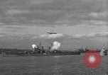 Standbild USS Enterprise New York City USA, 1945, aus Sekunde 27 historischem Filmmaterial Videoclip 65675048875
