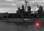 Standbild USS Enterprise New York City USA, 1945, aus Sekunde 59 historischem Filmmaterial Videoclip 65675048875