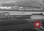 Standbild USS Franklin D Roosevelt Balboa Panama, 1954, aus Sekunde 32 historischem Filmmaterial Videoclip 65675048879