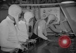 Standbild flight Deck Control Officer Pazifik, 1949, aus Sekunde 27 historischem Filmmaterial Videoclip 65675048882
