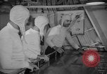 Standbild flight Deck Control Officer Pazifik, 1949, aus Sekunde 30 historischem Filmmaterial Videoclip 65675048882
